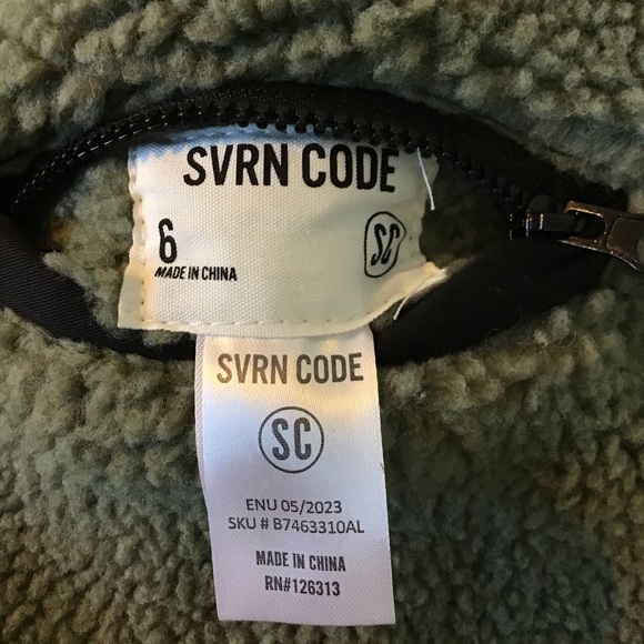 SOVEREIGN CODE Kid’s Clubhouse Reversible Vest | Size 6 - Picture 6 of 10